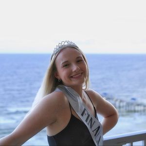 Meet your Posher, Amy